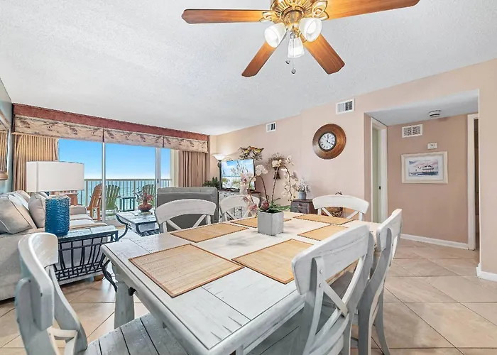 Driftwood Towers 5f Holiday home *